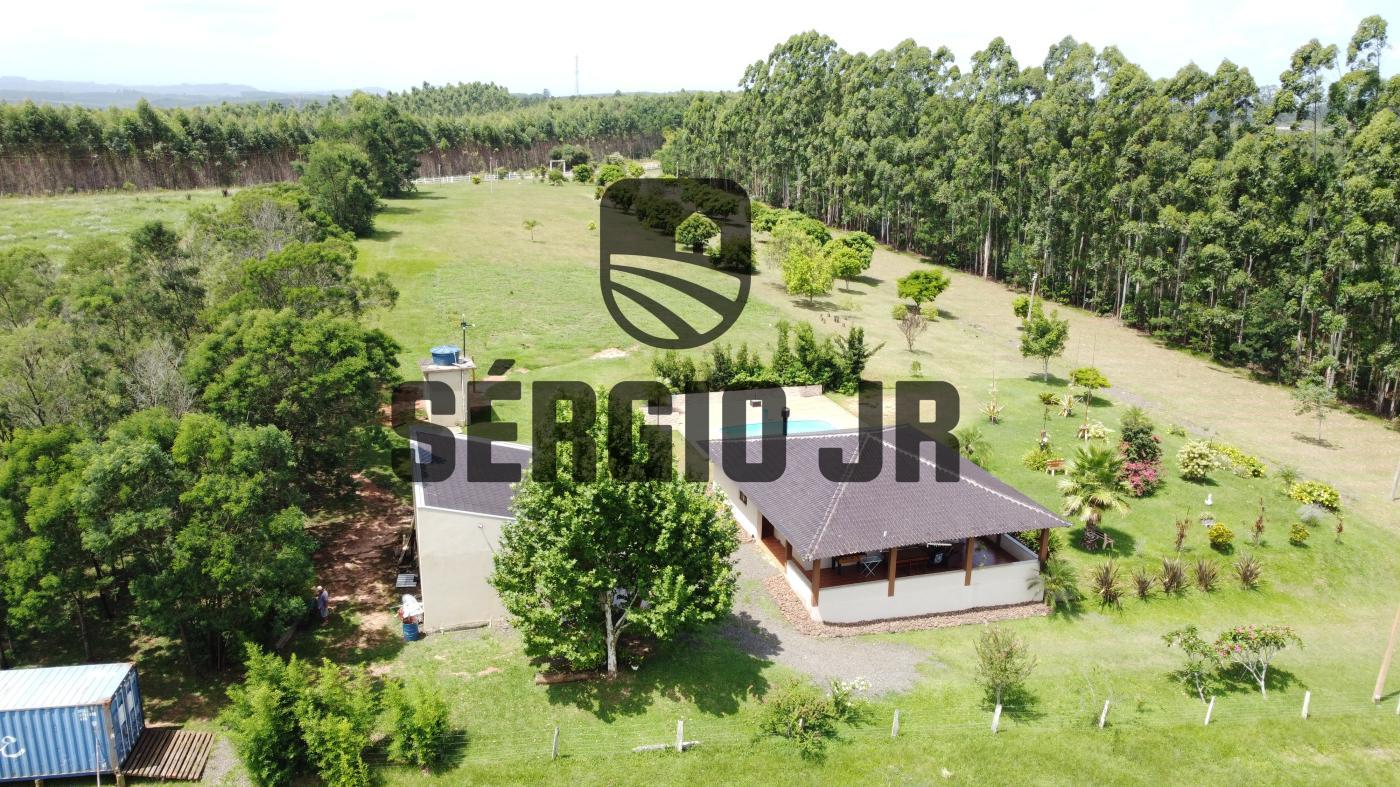 Chácara à venda com 4 quartos, 80000m² - Foto 1