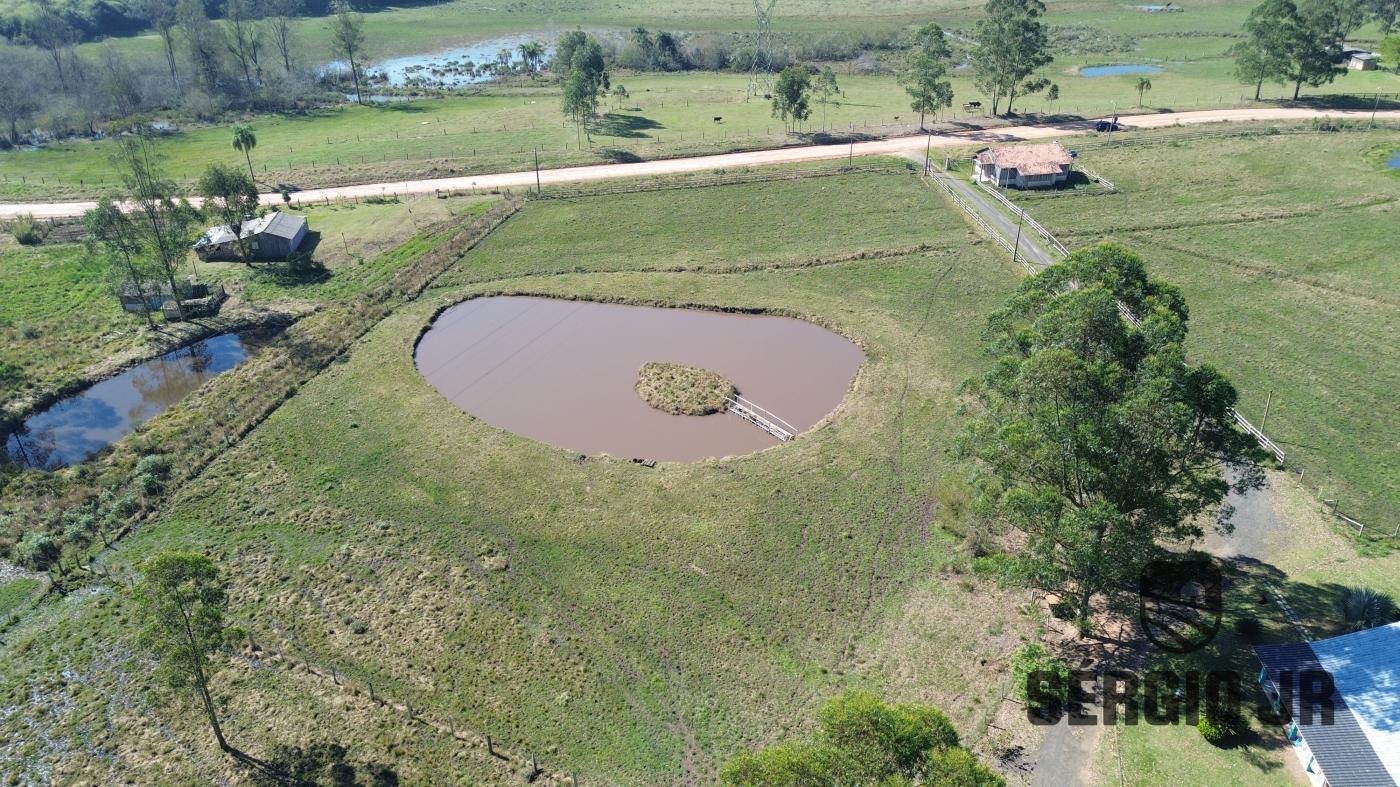 Chácara à venda com 4 quartos, 35000m² - Foto 6