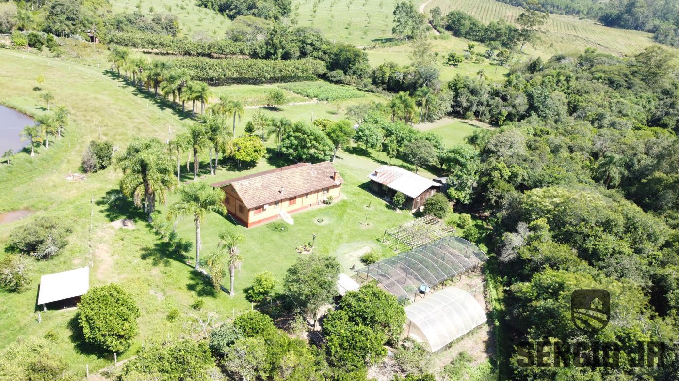 Chácara à venda com 3 quartos, 33000m² - Foto 14