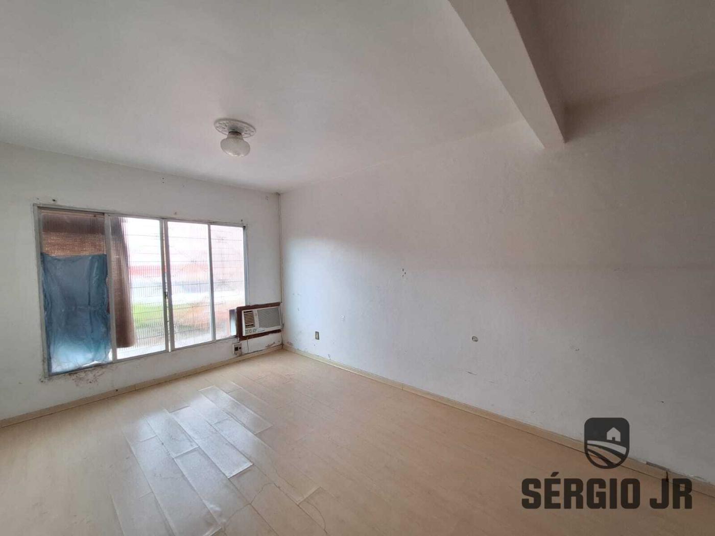 Casa à venda com 5 quartos, 275m² - Foto 17