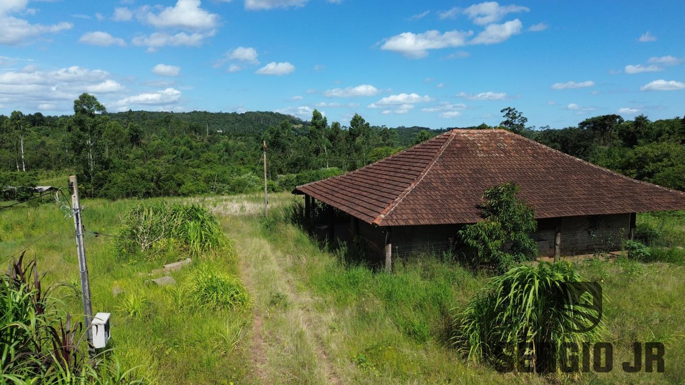 Chácara à venda com 1 quarto, 71905m² - Foto 2