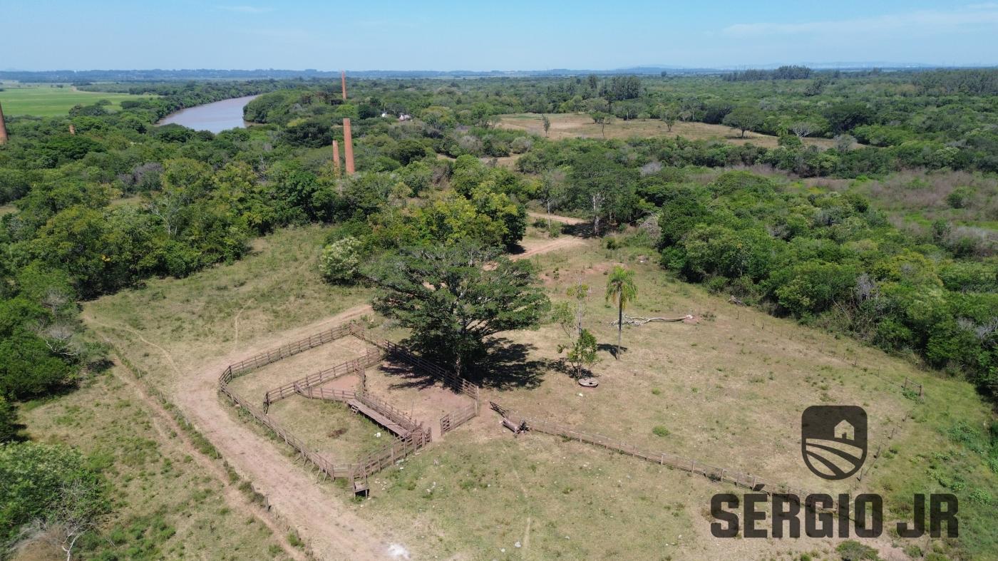 Chácara à venda com 1 quarto, 1495400m² - Foto 15