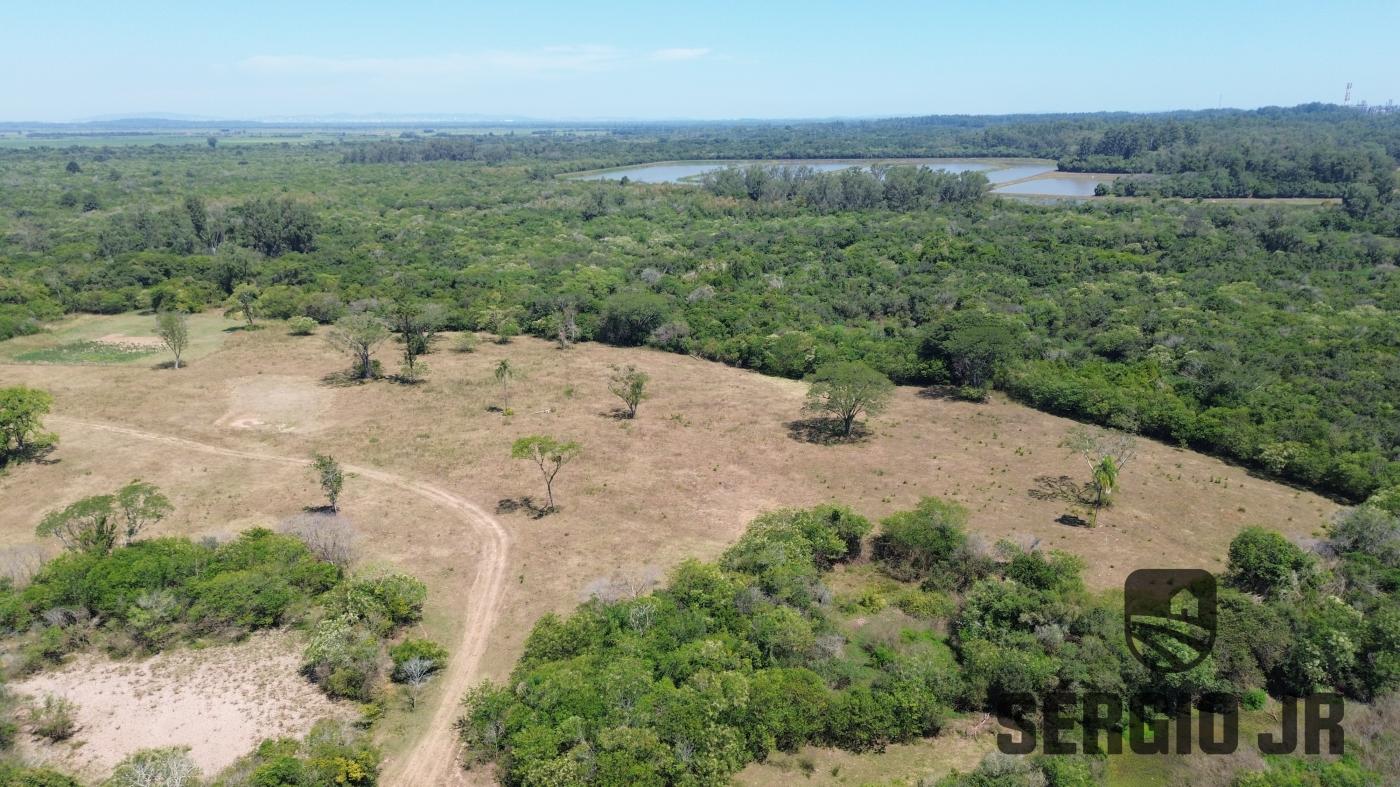 Chácara à venda com 1 quarto, 1495400m² - Foto 21