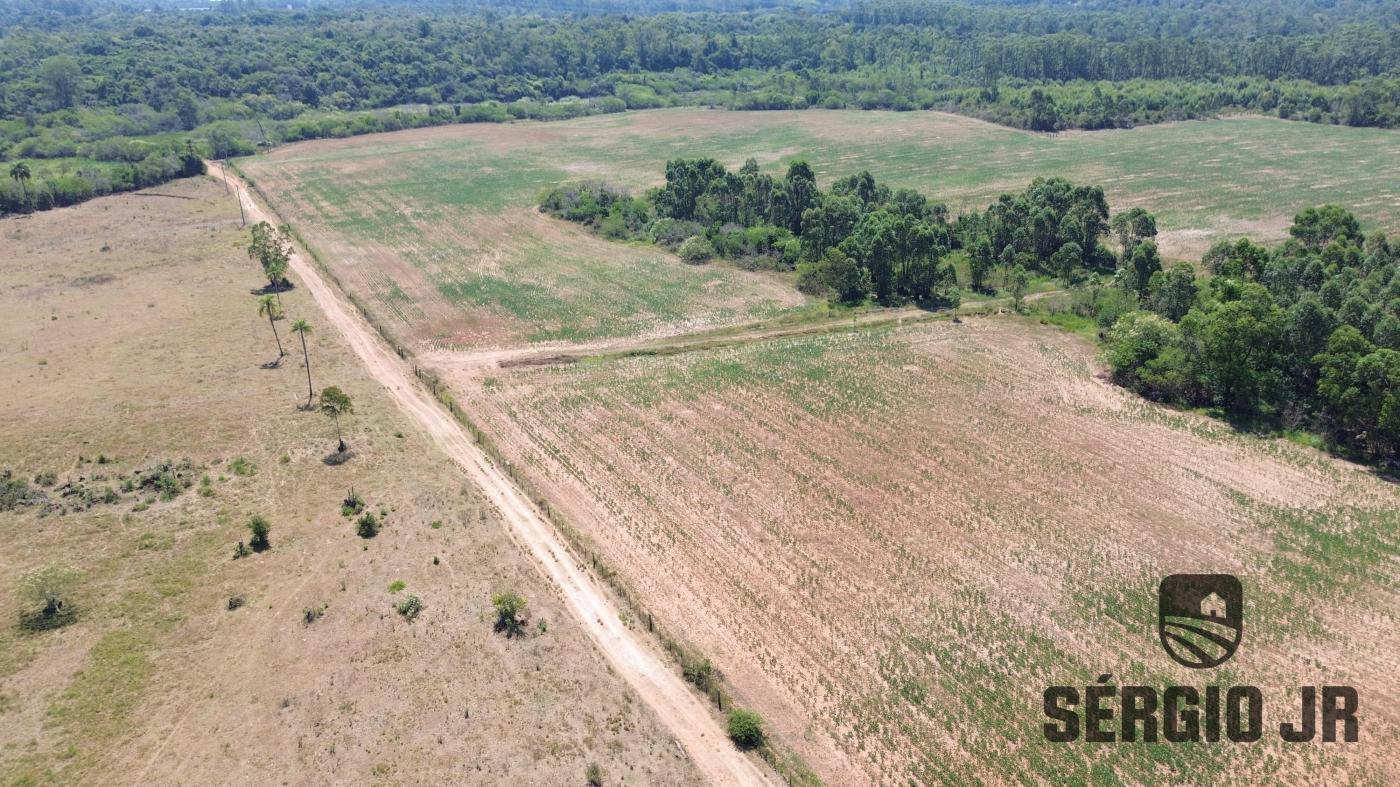 Chácara à venda com 1 quarto, 1495400m² - Foto 32